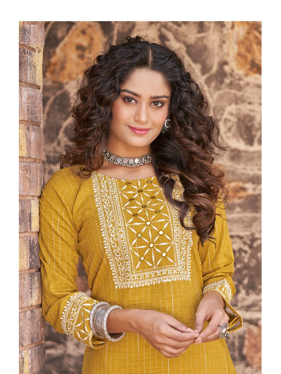 Ladies Flavour Srivalli Fancy Ethnic Wear Wholesale Designer Kurtis Catalog